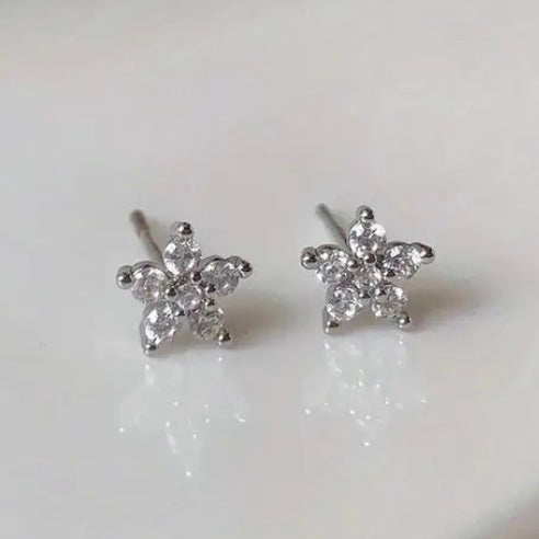 Cluster Flower Stud Earrings | Silver