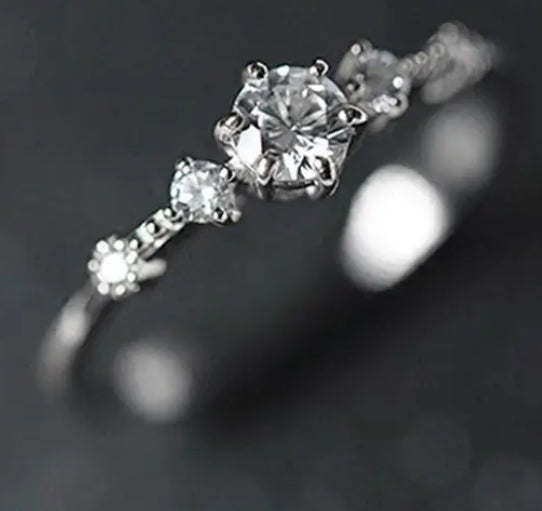 Women’s Sparkling Adjustable Crystal Ring | Silver